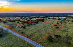 Fallow Dr lot: 71, Harper, TX 78631