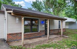 2530 SW Hillcrest RD, Topeka, KS 66614
