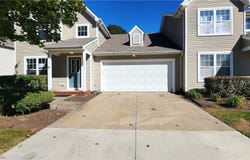 1033 Saint Michaels Way, Madison, OH 44057