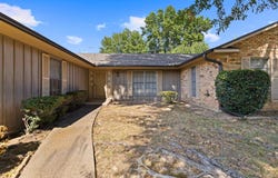 515 Berkshire Drive, Longview, TX 75605