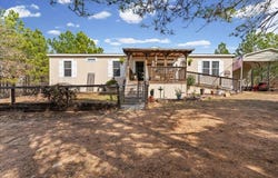 198 Pine Shadows Ln, Bastrop, TX 78602