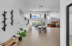 1051 Deerpath Ct, Weston, FL 33326