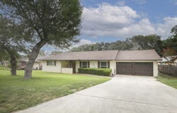 211 FORREST TRL, Universal City, TX 78148