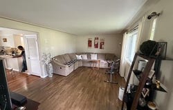 211 Leland Place, Lansing, MI 48917