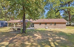 4 Sue Lane, Conway, AR 72032
