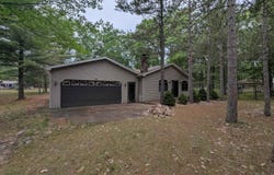 28 W Pine, Au Gres, MI 48703