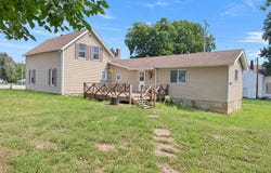 269 Pittsfield St., Milton, IL 62352