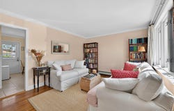 27 Spruce Street, Islip, NY 11751