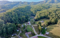 500 Piney Grove Road, Hampton, TN 37658