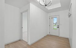 922 Oak Dr, Palo, IA 52324