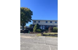 881 Albany Post Road, New Paltz, NY 12561