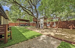 303 Pin Oak Dr, Georgetown, TX 78628