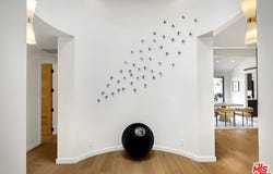 521 Loring Ave, Los Angeles, CA 90024