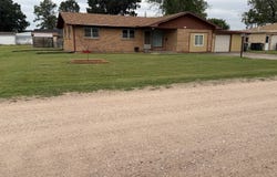 532 W 4th Ave, St John, KS 67576