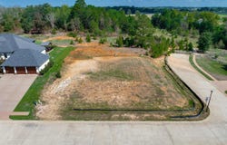 1720 Dylan Ln, Lindale, TX 75771
