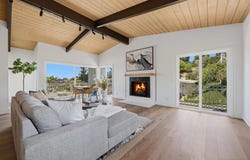 3855 Southview, San Diego, CA 92117