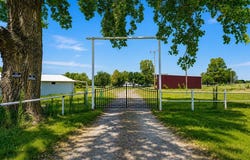 18699 Grayson Boulevard, Henryetta, OK 74437