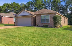 1089 Meadows Edge Drive, Alexander, AR 72002