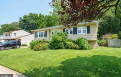 48 GILL DR, NEWARK, DE 19713