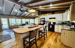 701 Sunset Valley, Mountain View, AR 72560