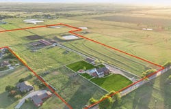 2751 Mitchell Road, Krum, TX 76249