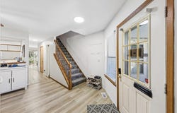 1375 Ridgefield Circle, Carol Stream, IL 60188