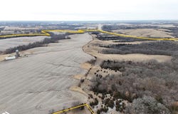 Hwy 152, Osceola, IA 50213