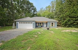 366 Pipe N Tree Drive, Hartfield, VA 23071