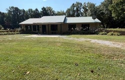 774 Bee Lee Rd, Liberty, KY 42539