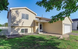11012 Edgewood Avenue N, Champlin, MN 55316
