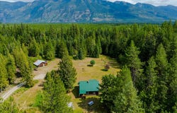1041 Kern Road, Troy, MT 59935