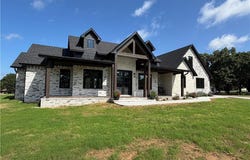 19025 E Wilderness RD, Cookson, OK 74427