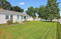 30 Lloyd St, Blackstone, MA 01504