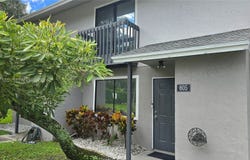 605 Riverside Dr, Green Acres, FL 33463