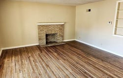 15 W 15th Ave, Hutchinson, KS 67501