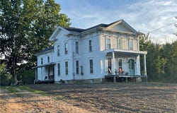 910 Brownville Road, Rome, OH 44085