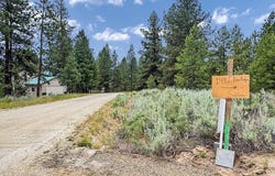 1497 Pine Ridge Dr, Cascade, ID 83611
