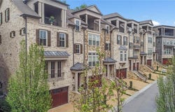 3430 Commander Cove, Suwanee, GA 30024