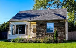 20657 Bowling Green Road, Maple Heights, OH 44137