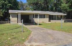 904 Artesian Ave, Pensacola, FL 32505