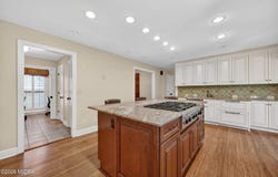 4716 Moor Park, Macon, GA 31210
