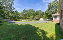 725 MECHUNK CREEK DR, TROY, VA 22974