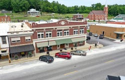 117 E Broadway St, Brunswick, MO 65236