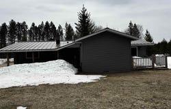 3712 E 26th Road, Chatham, MI 49816
