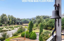 383 W CLACKAMAS Blvd, Gladstone, OR 97027