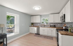 2540 E Oak Street, New Albany, IN 47150