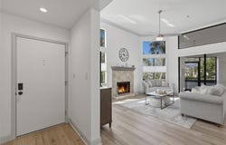 1912 HARBOURSIDE DRIVE, LONGBOAT KEY, FL 34228