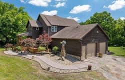 6280 NW Sale Barn Rd, Cameron, MO 64429