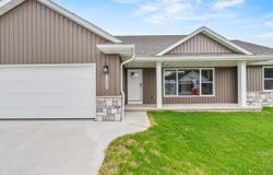 1400 DIVINITY Drive, DE PERE, WI 54115