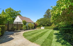 554 Edgewood RD, SAN MATEO, CA 94402